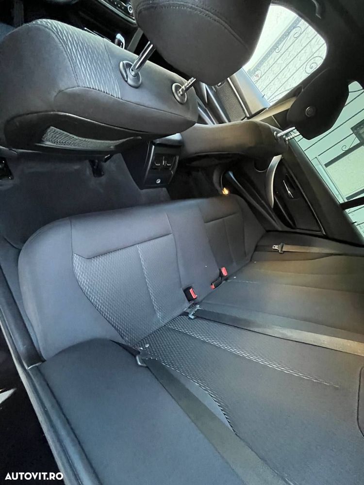 BMW Seria 3 320d Aut. Blue Performance Luxury Line - 3