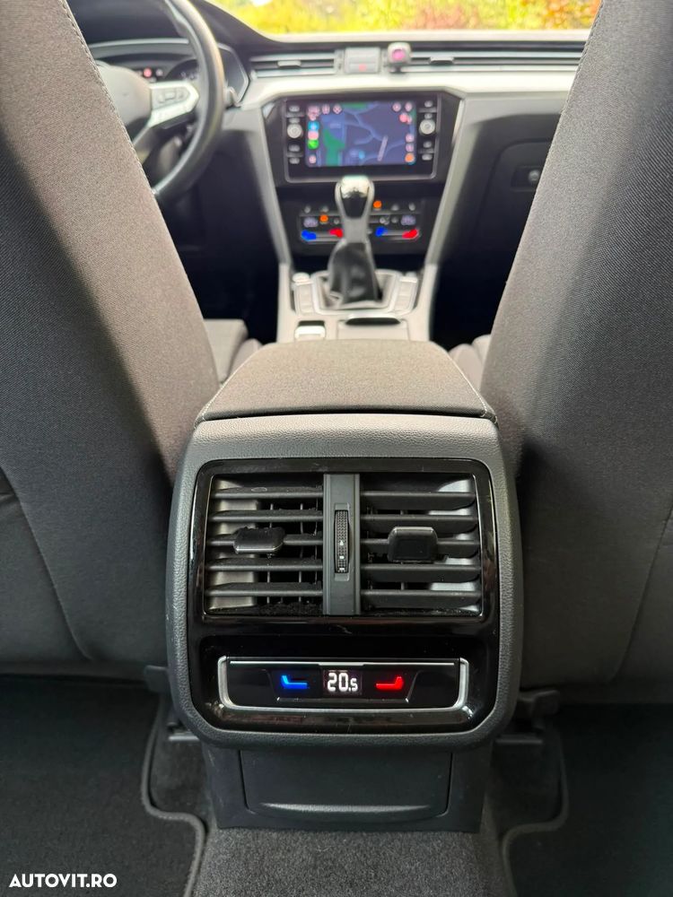 Volkswagen Passat 2.0 TDI SCR Business - 12