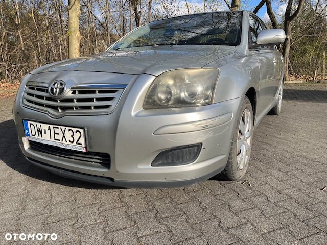 Toyota Avensis 2.0 D-4D Luna - 14