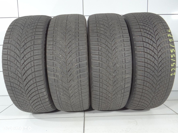 Opony całoroczne 225/55R17C 109/107H Goodyear