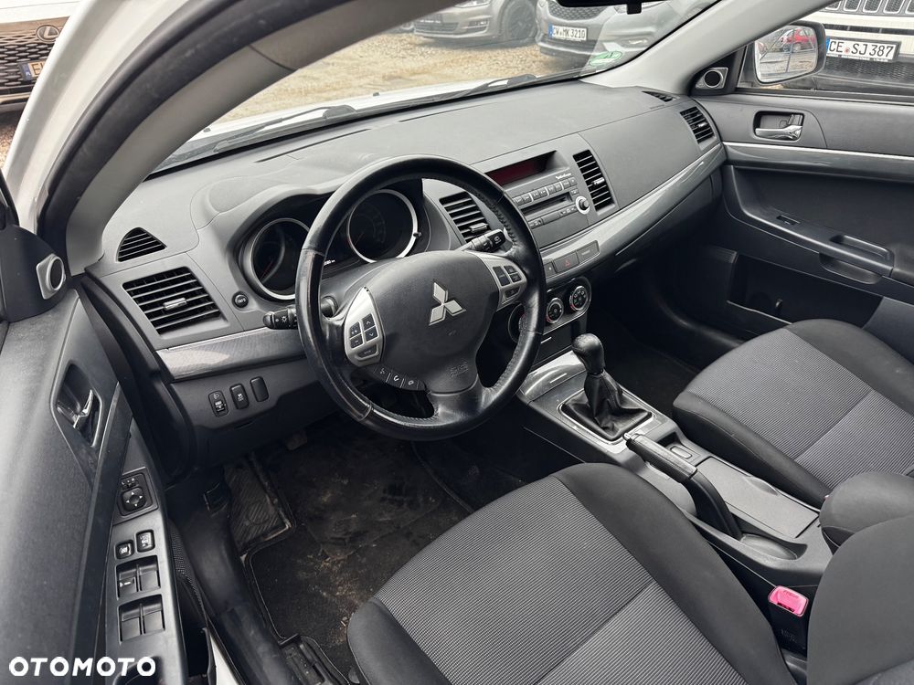 Mitsubishi Lancer 1.8 Clear Tec Instyle - 34