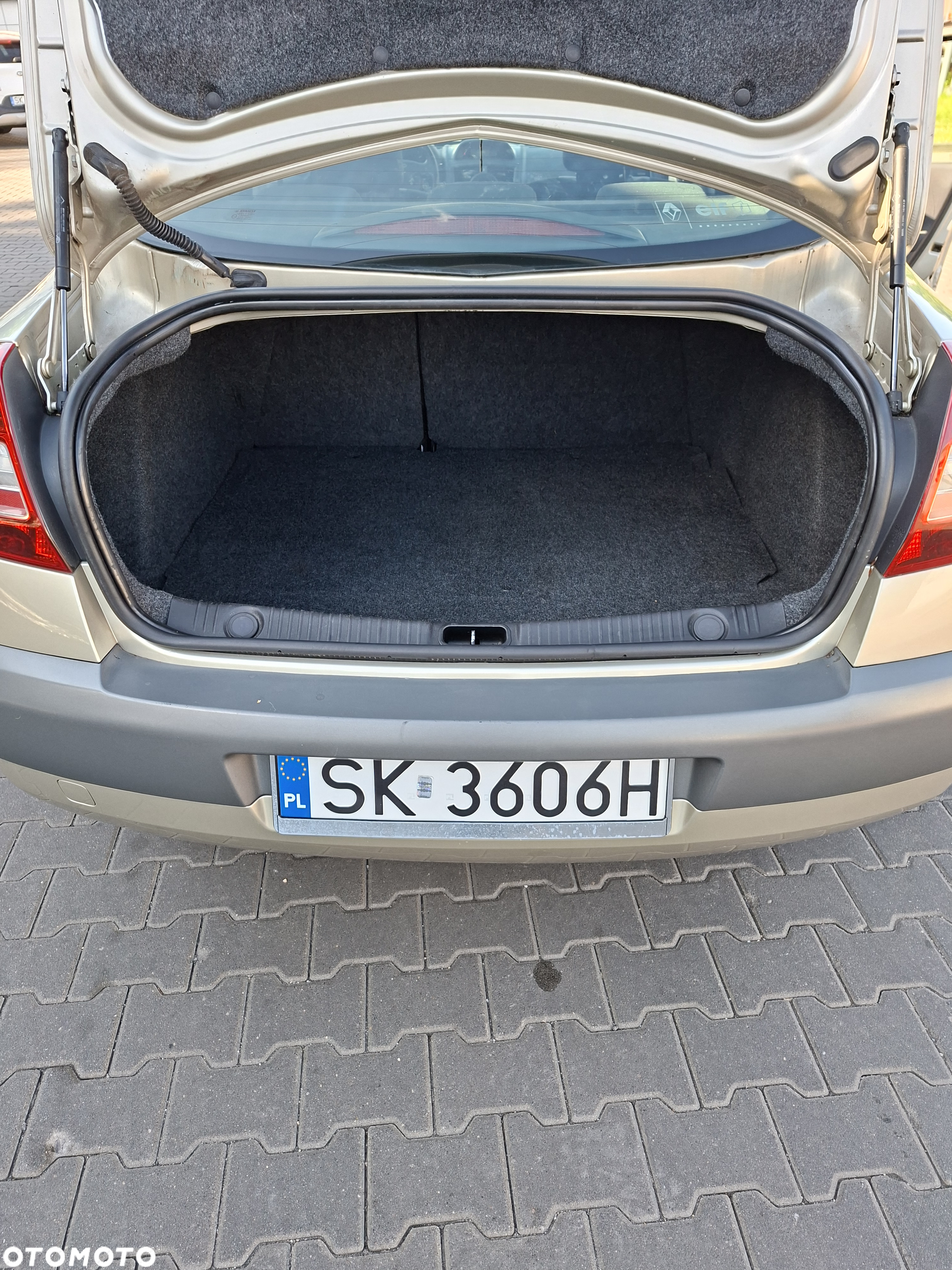 Renault Megane II 1.6 16V Confort Authentique - 15