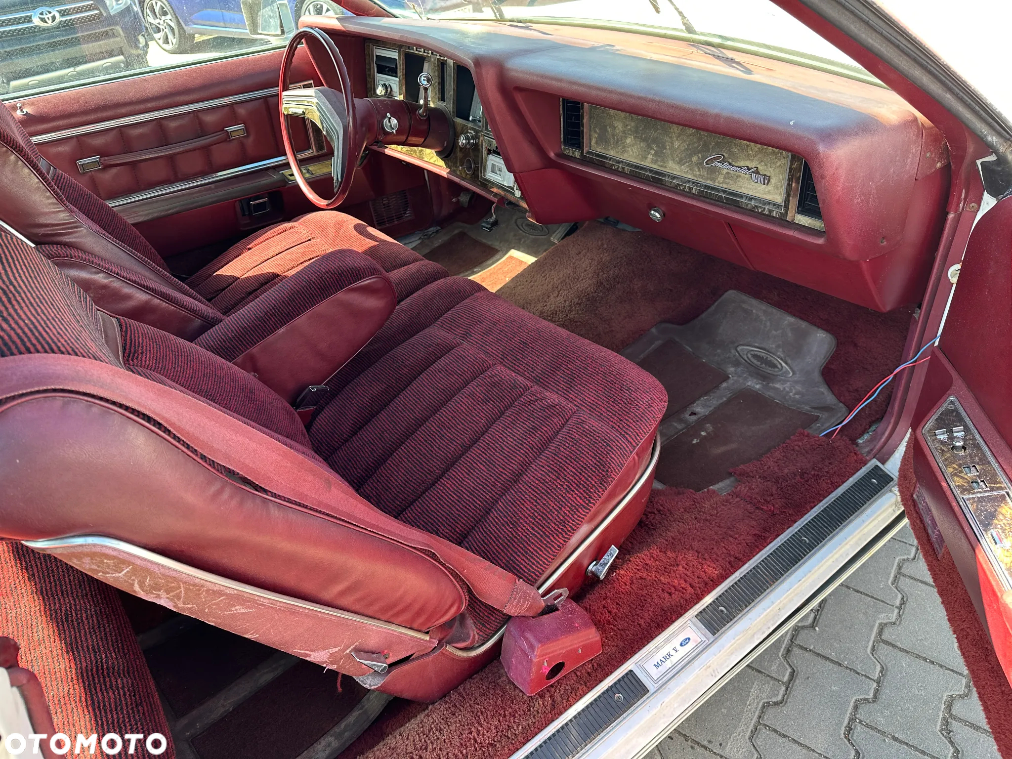Lincoln Mark VII 5.0 - 16