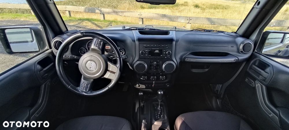 Jeep Wrangler 3.6 Unlim X - 16
