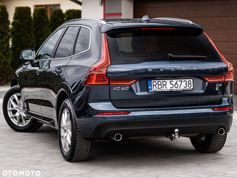 Volvo XC 60 D4 Geartronic Momentum Pro - 3