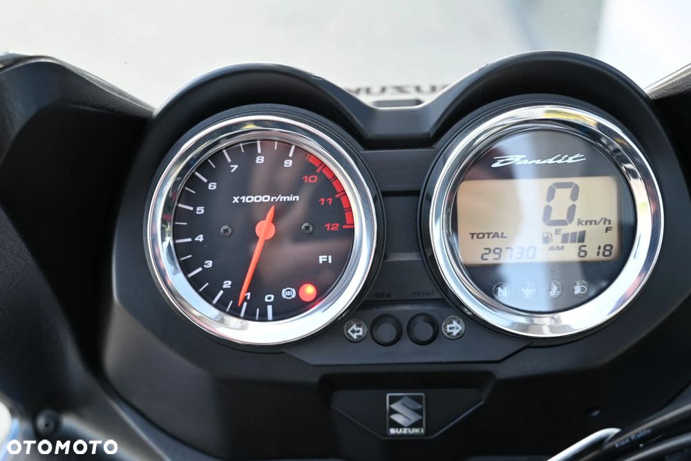 Suzuki Bandit - 9