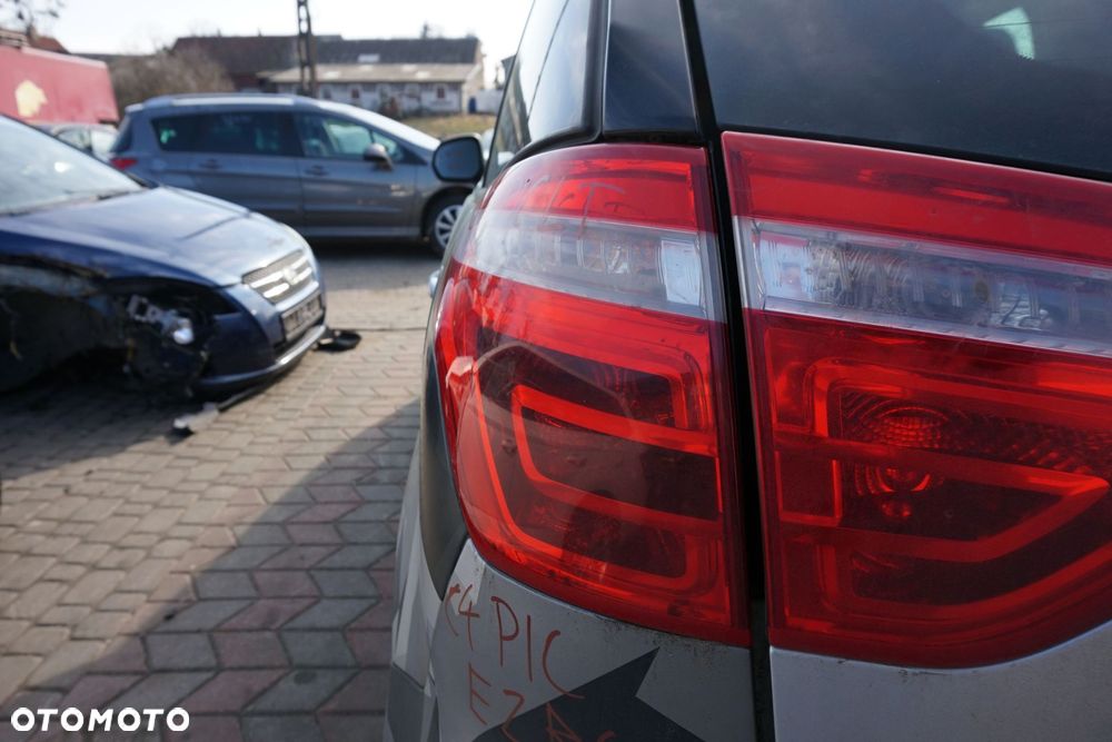 LAMPA TYLNA LEWA C4 PICASSO I  CITROEN 2006-2010 - 3