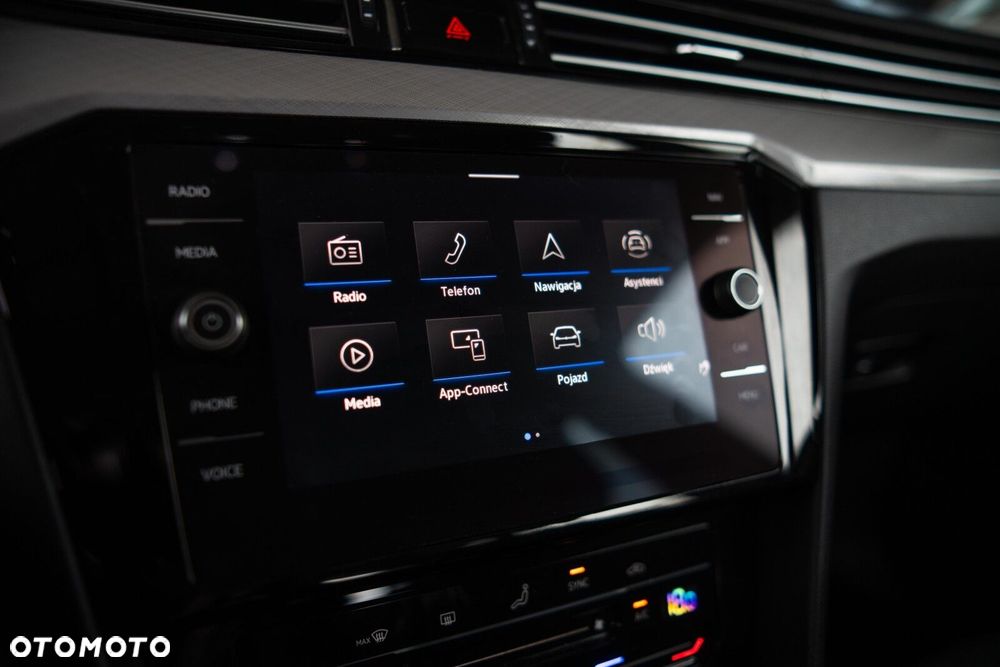 Volkswagen Passat 1.5 TSI EVO Business DSG - 14