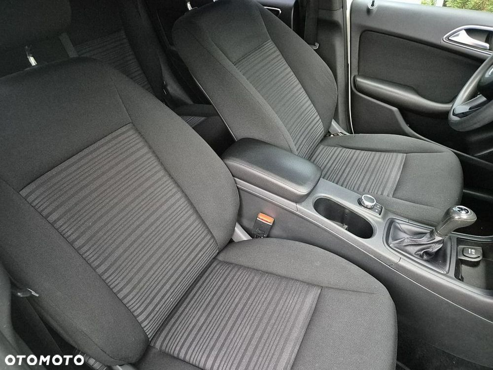 Mercedes-Benz Klasa B 180 BlueEFFICIENCY Edition - 20