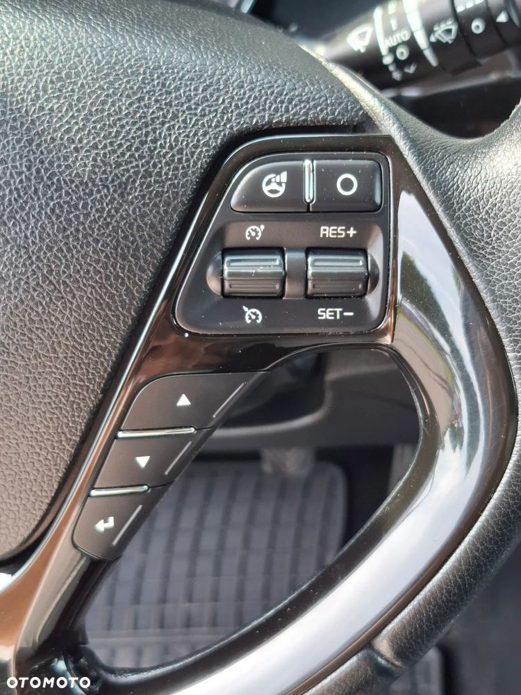 Kia Ceed 1.6 GDI XL - 25