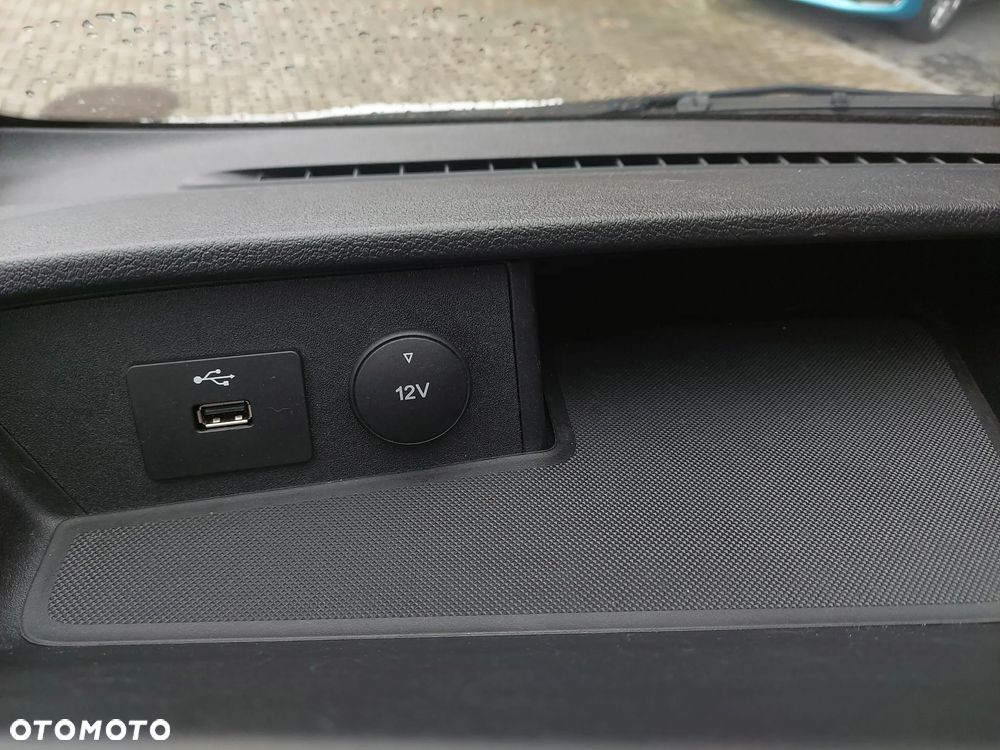 Ford Transit Custom Kombi 320 L2H1 Trend - 32