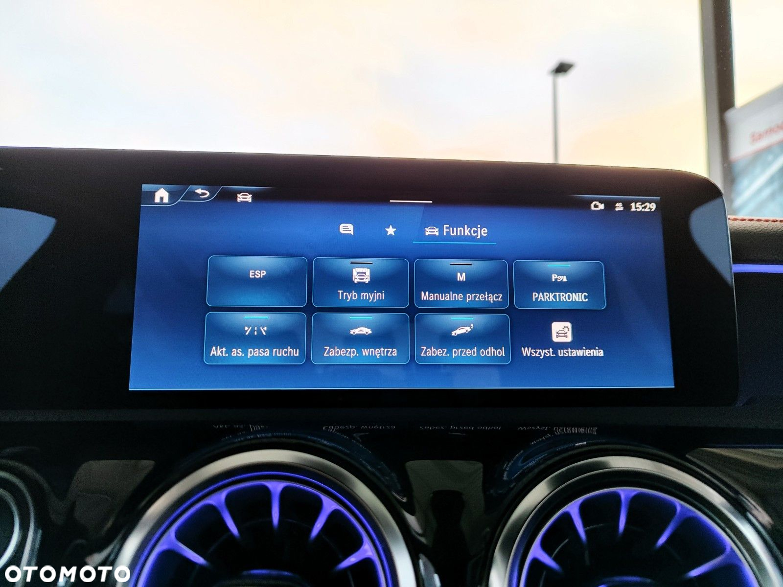 Mercedes-Benz CLA - 28