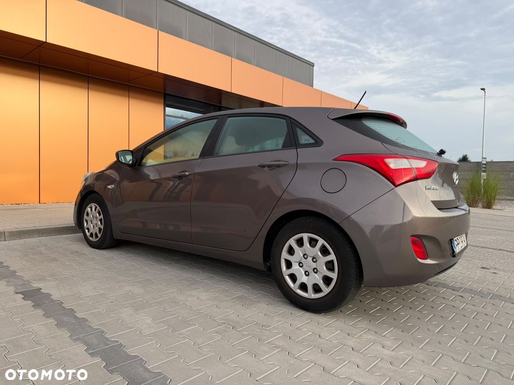 Hyundai i30 1.6 CRDI Trend - 6
