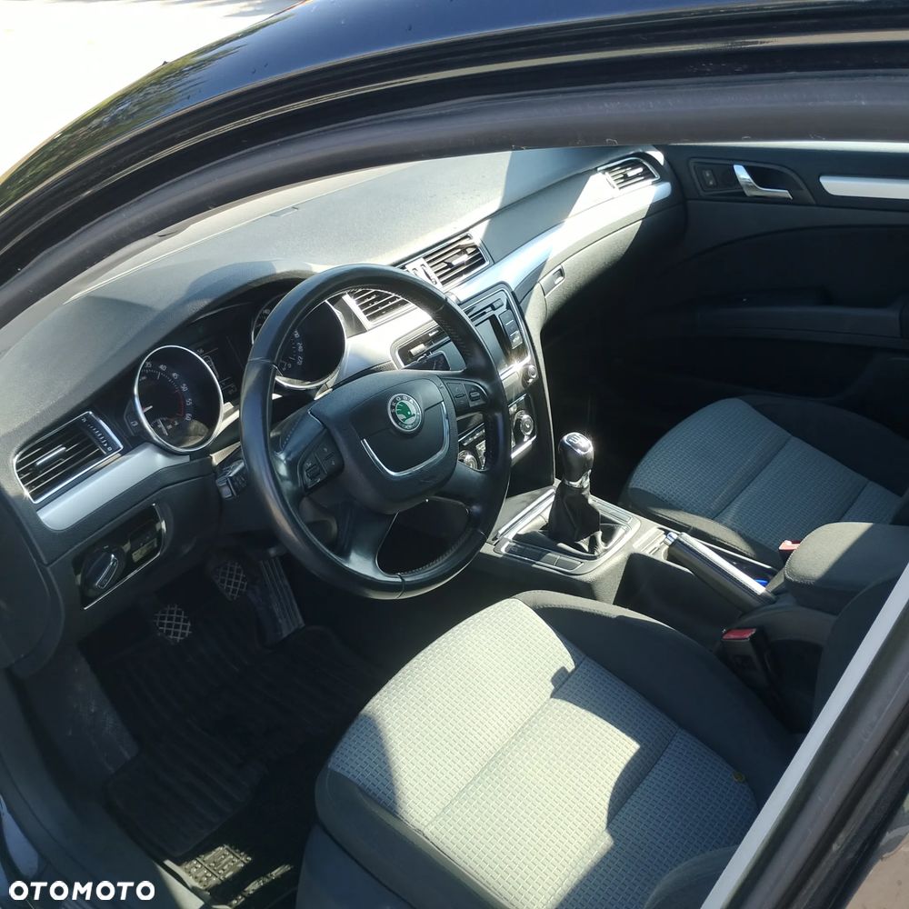 Skoda Superb 2.0 TDI Elegance - 10