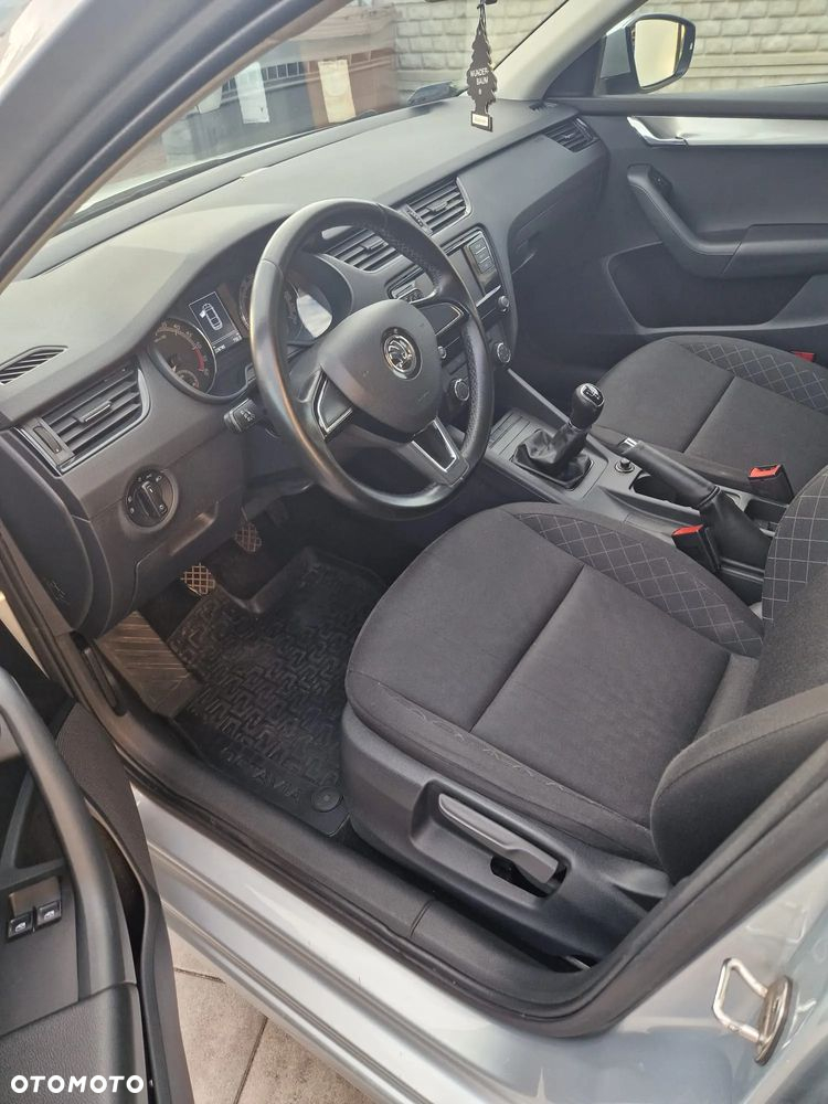 Skoda Octavia - 10