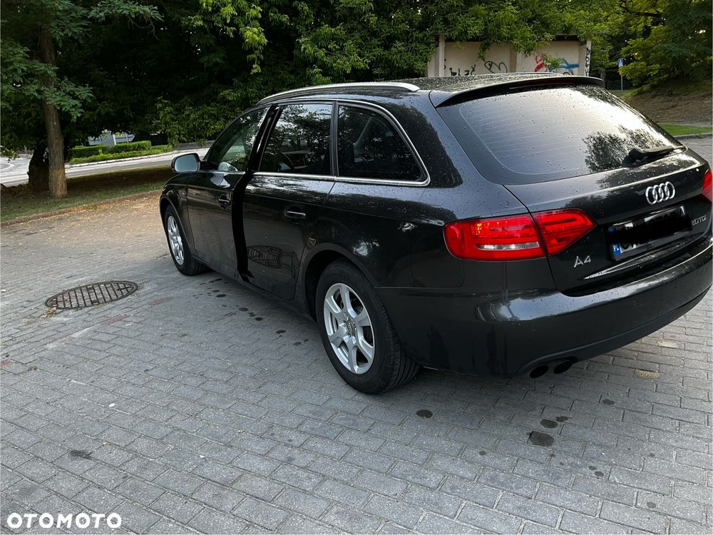 Audi A4 - 4