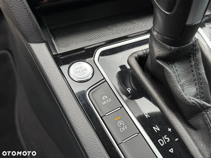 Volkswagen Arteon 2.0 TDI SCR Elegance DSG - 24