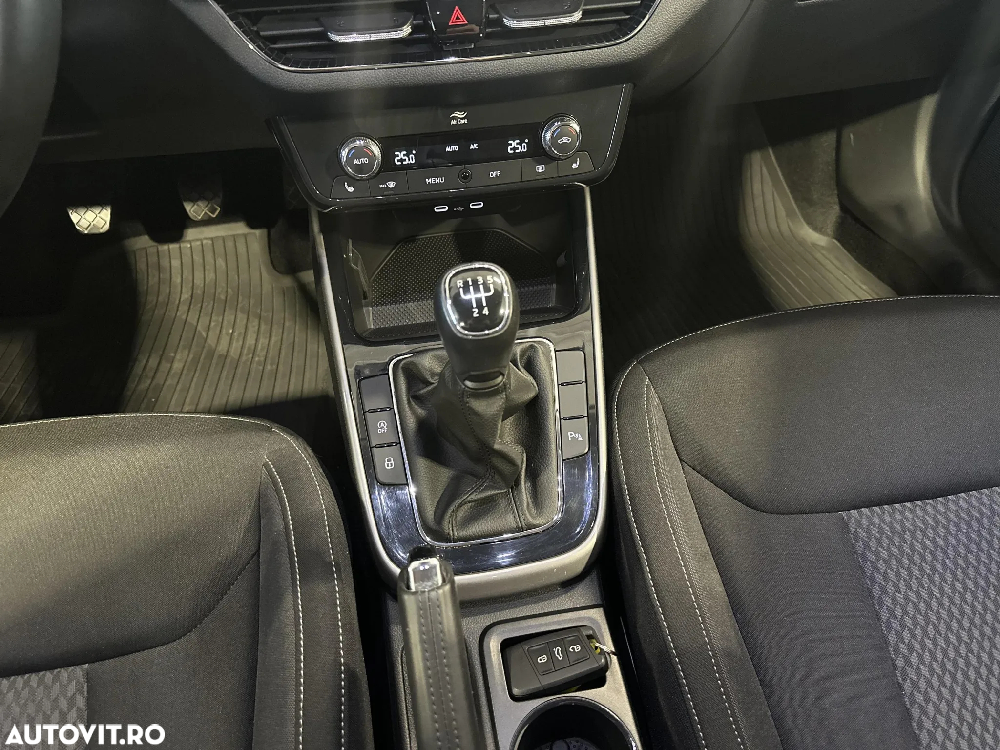 Skoda Fabia - 17