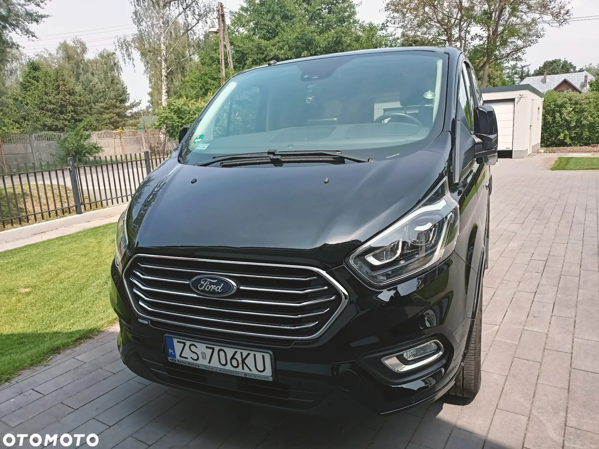 Ford Tourneo Custom - 3