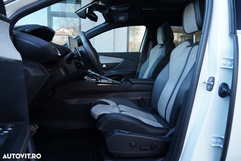 Peugeot 3008 PHEV EAT8 4X4 GT Pack - 26