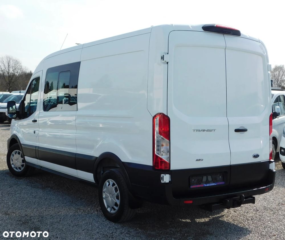 Ford Transit - 18