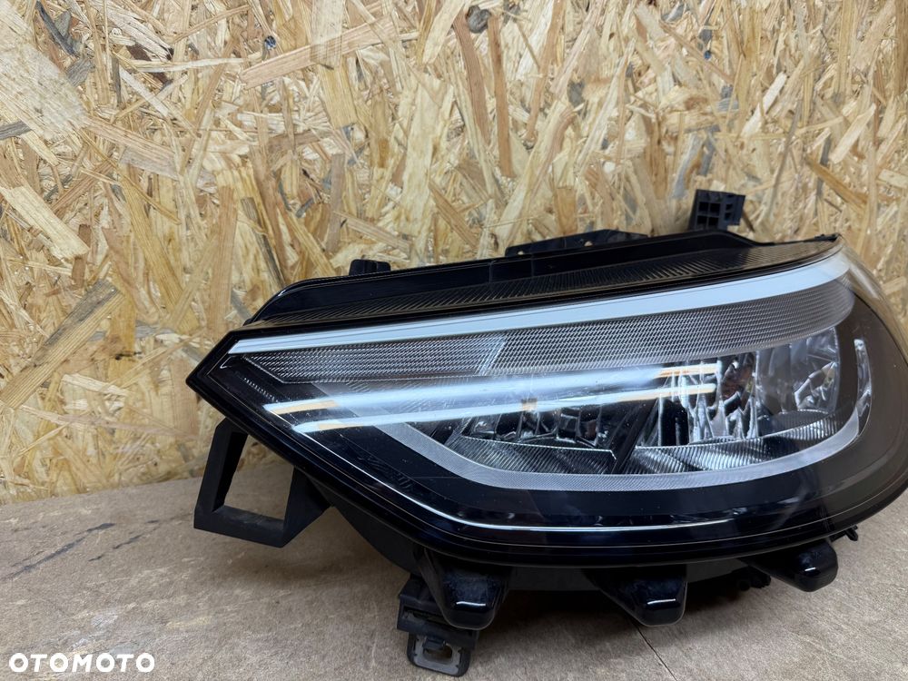LAMPA LEWA FULL LED VOLVO ID3 10B941005A - 18