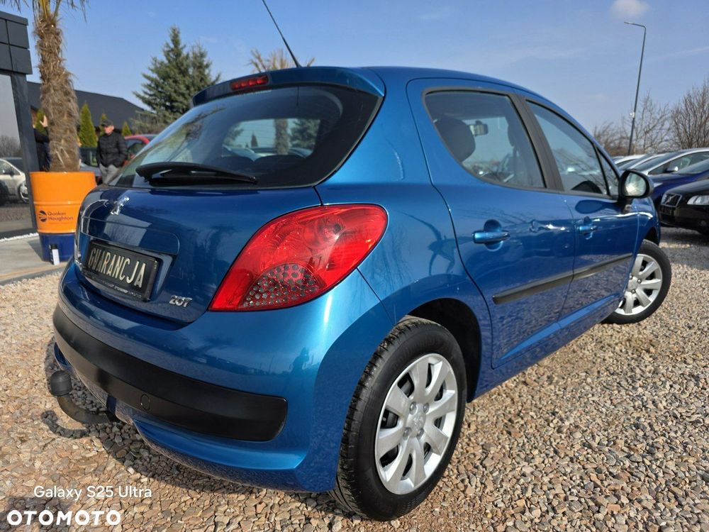 Peugeot 207 1.4 - 23