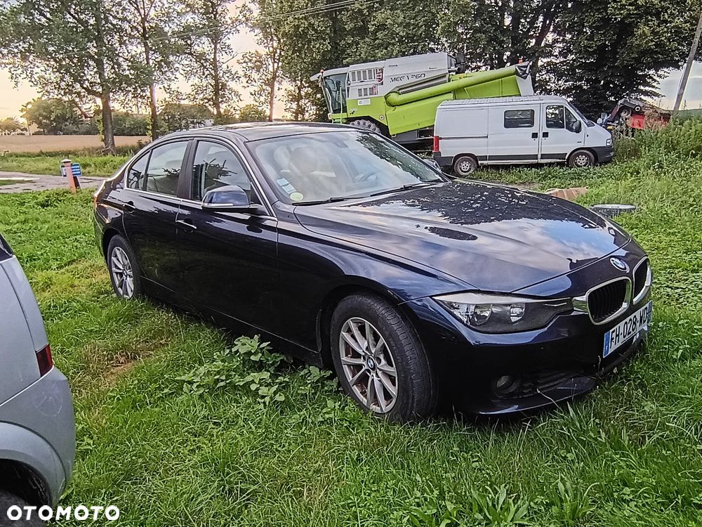 BMW Seria 3 320d Blue Performance Sport Line - 1