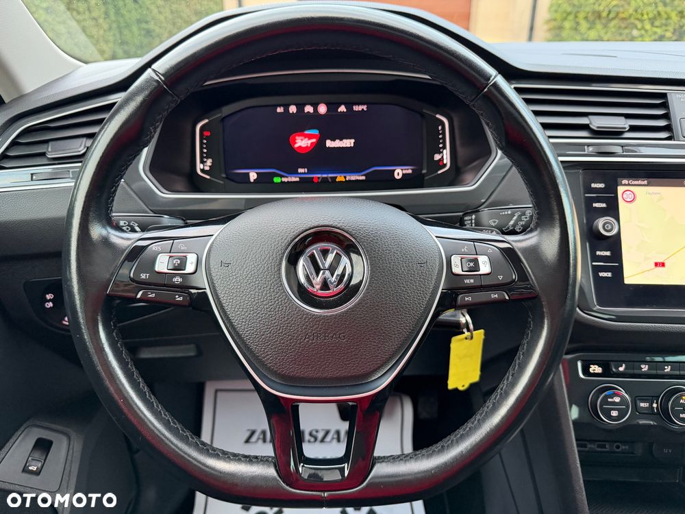 Volkswagen Tiguan 2.0 TDI SCR 4MOTION DSG Highline - 25