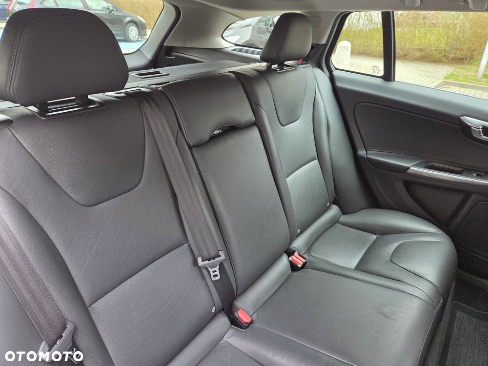 Volvo S60 D2 Drive-E Kinetic - 13