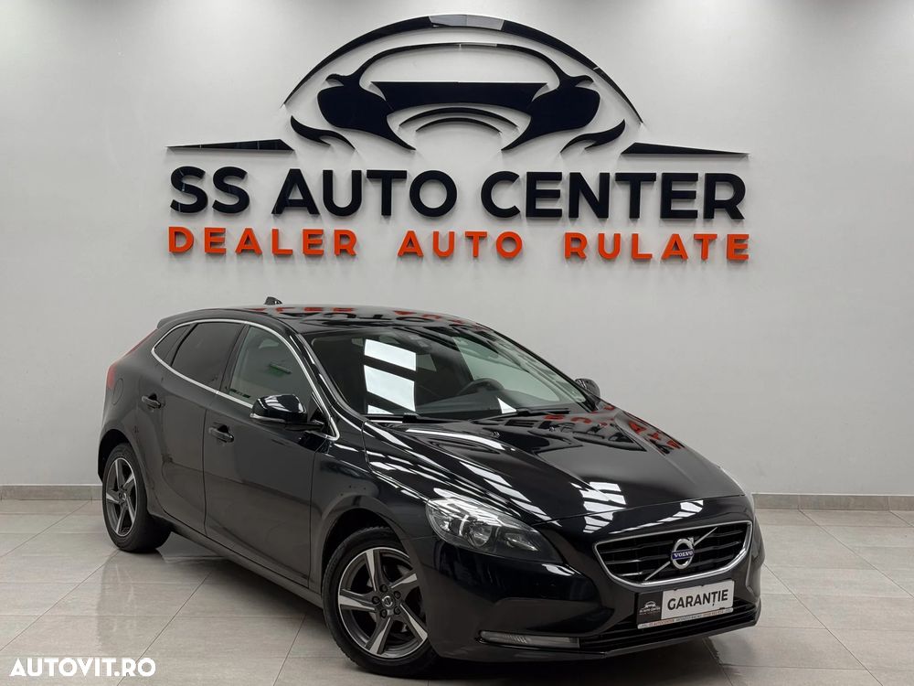 Volvo V40 D2 ECO Momentum - 1