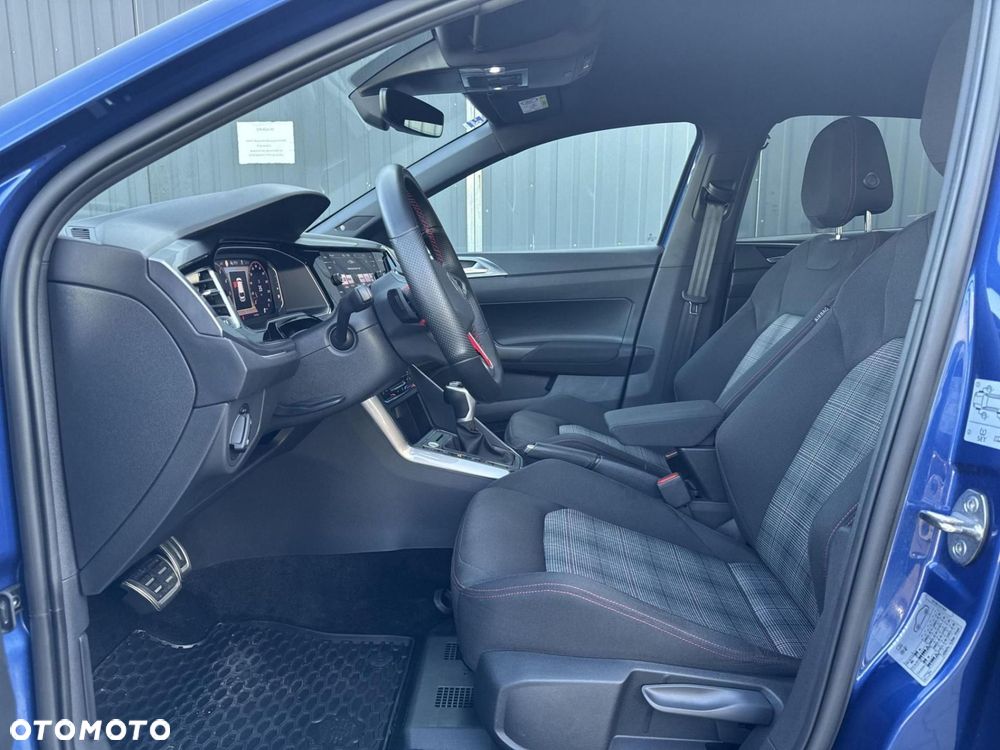 Volkswagen Polo - 10