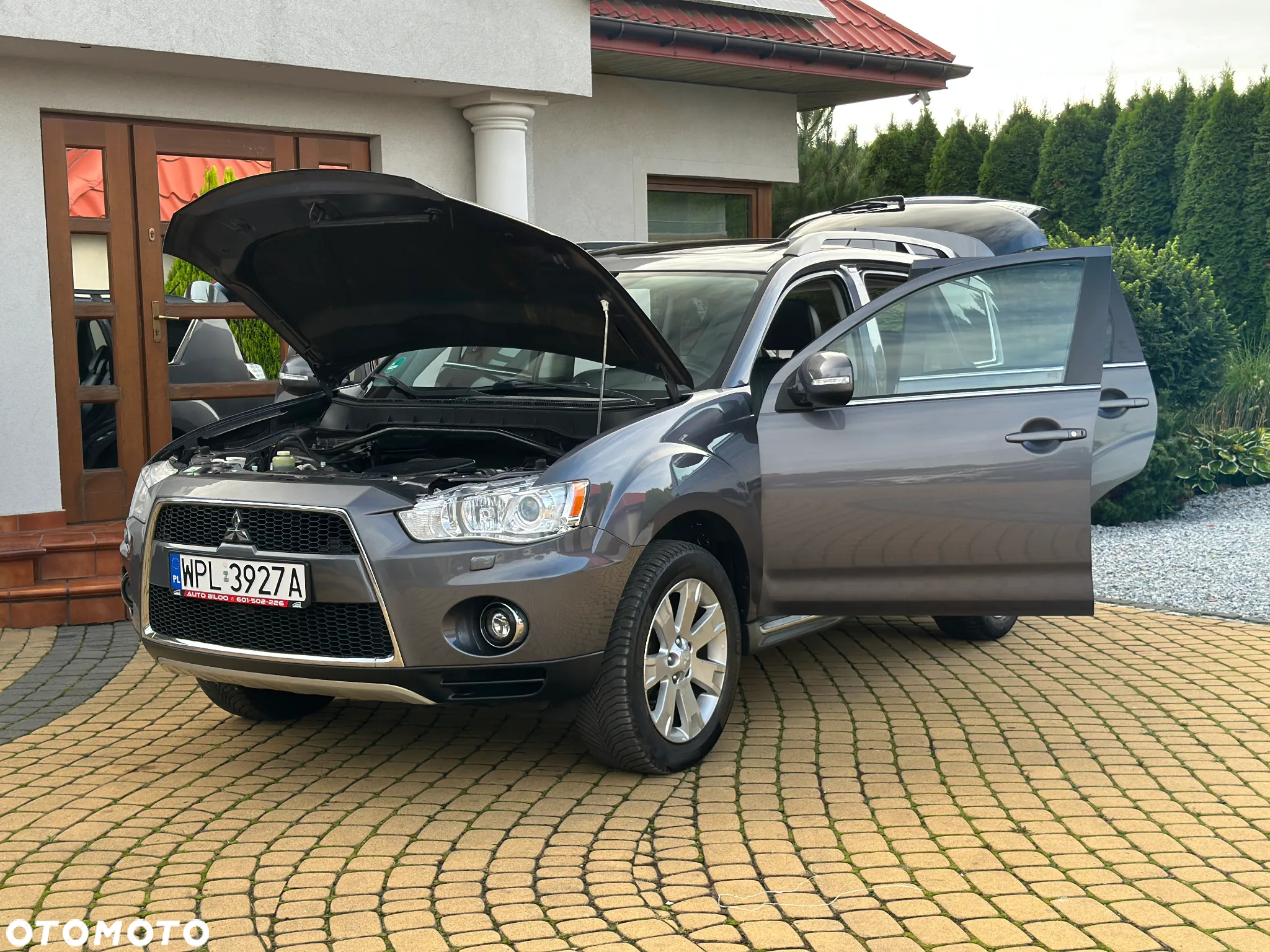 Mitsubishi Outlander - 30