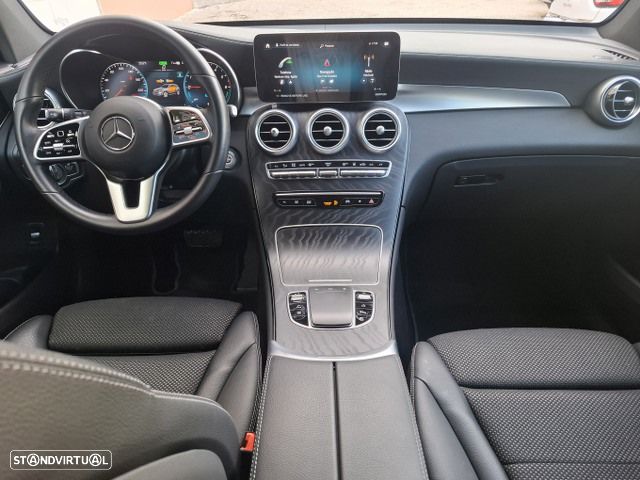 Mercedes-Benz GLC 300 de 4Matic 9G-TRONIC AMG Line - 8