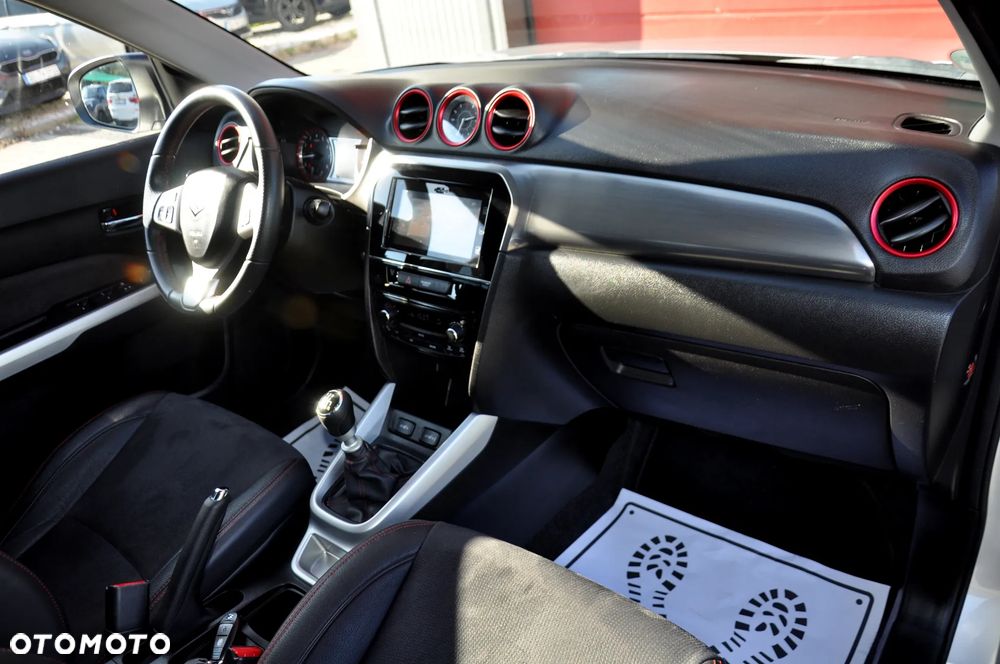 Suzuki Vitara 1.4 T Boosterjet S 2WD - 32