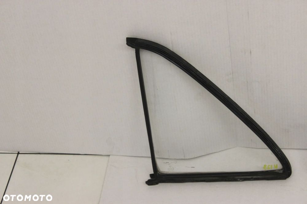MERCEDES W123 SEDAN SZYBA DRZWI PRAWA LEWA TRÓJKĄT - 6