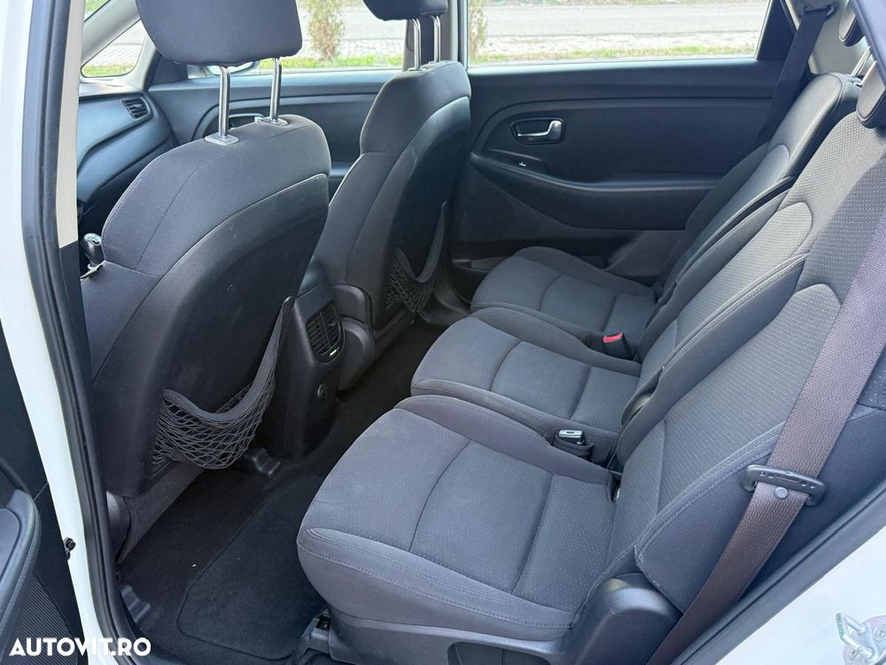 Kia Carens 1.7 CRDi Vision - 7