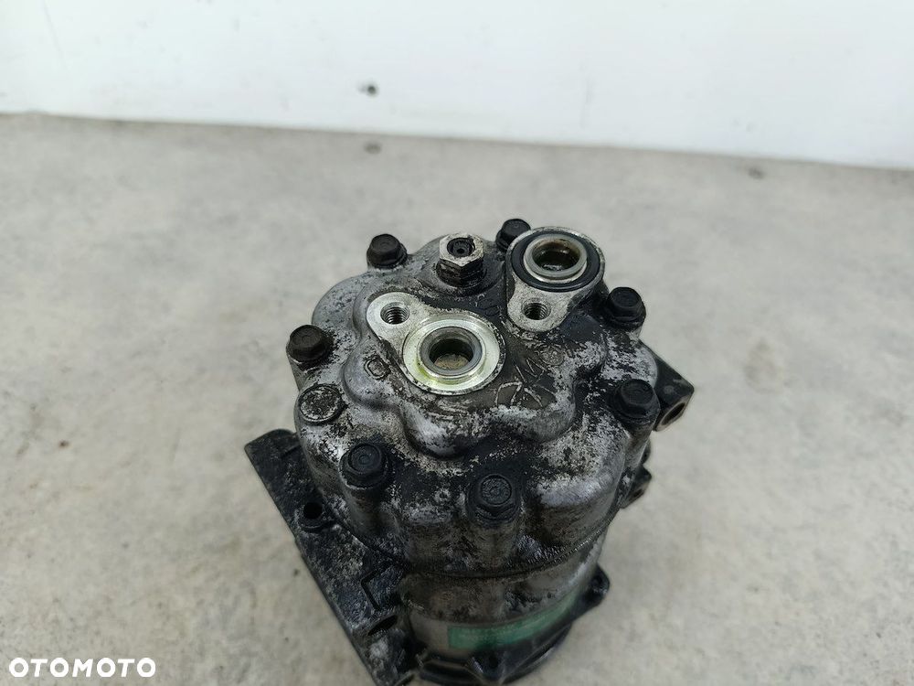 POMPA,SPRĘŻARKA KLIMATYZACJI VOLVO V50 3M5H-19D629-HC  SD7V16  SANDEN 2.0 D - 7