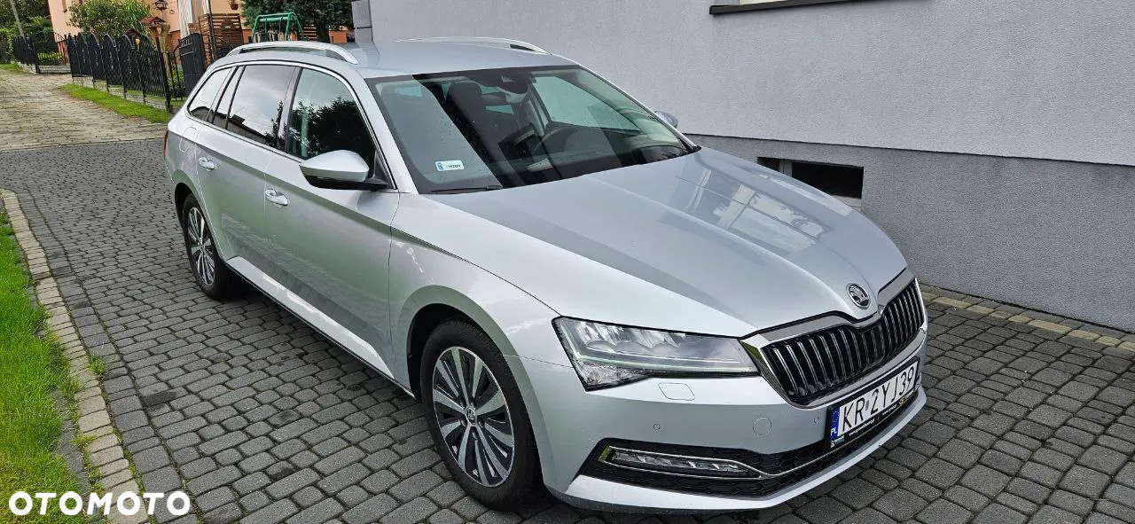 Skoda Superb 2.0 TDI SCR Style DSG - 5