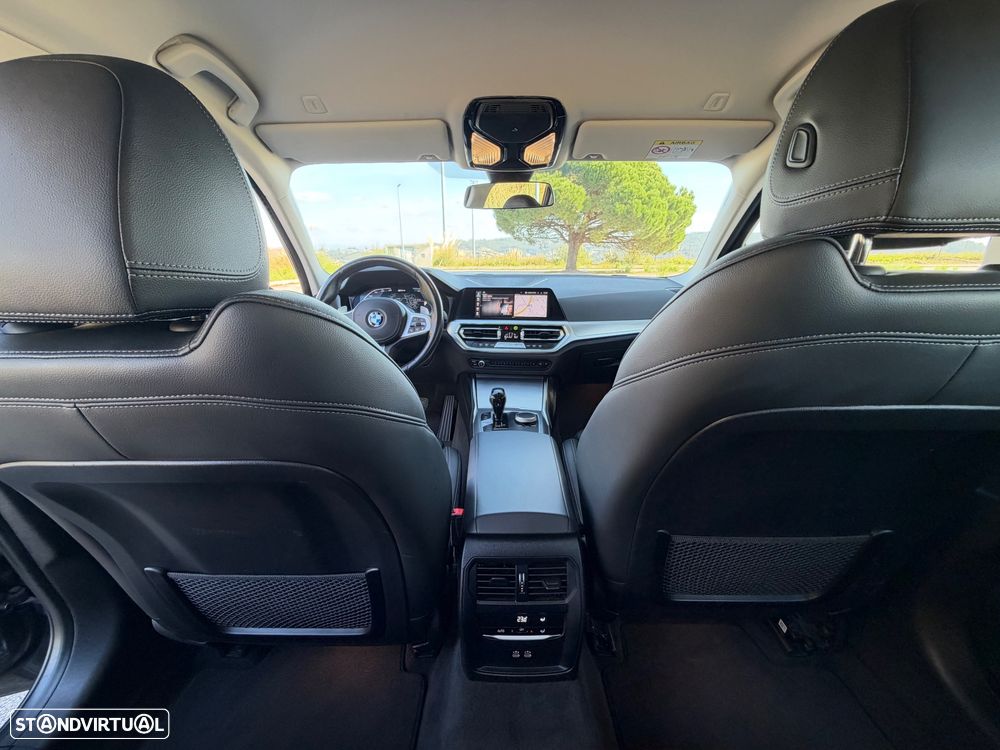 BMW 320 e Aut. M Sport - 12