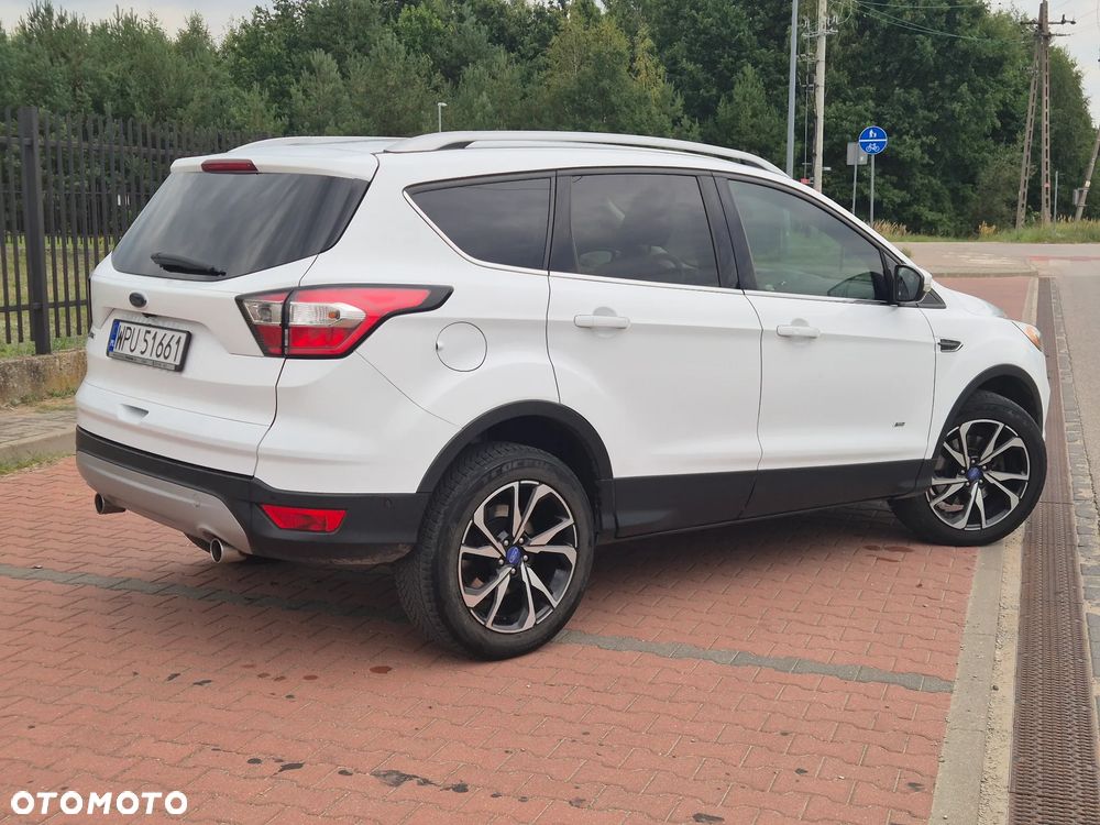 Ford Kuga - 4