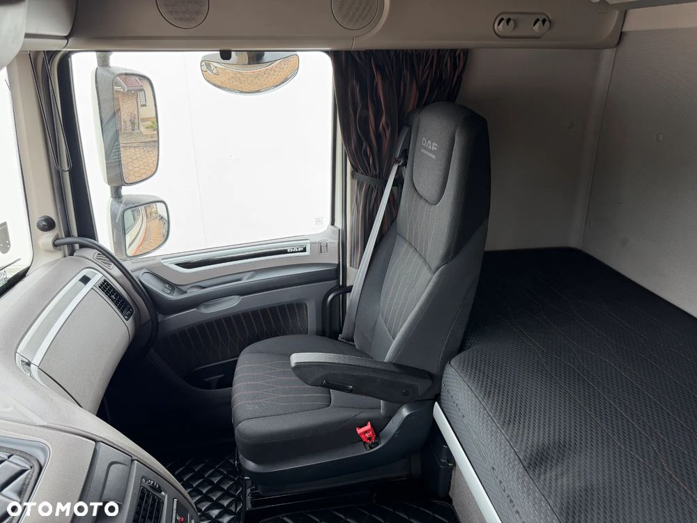 DAF XF 530 PUSHER 6x2 / 50 TON / 3 OSIE / TYLKO 679 TYS. KM PRZEBIEGU / NAJMOCNIEJSZY SILNIK 530 KM / NAJWIĘKSZA KABINA SUPER SPACE CAB / LAMPY LED / 2019 ROK !! - 17