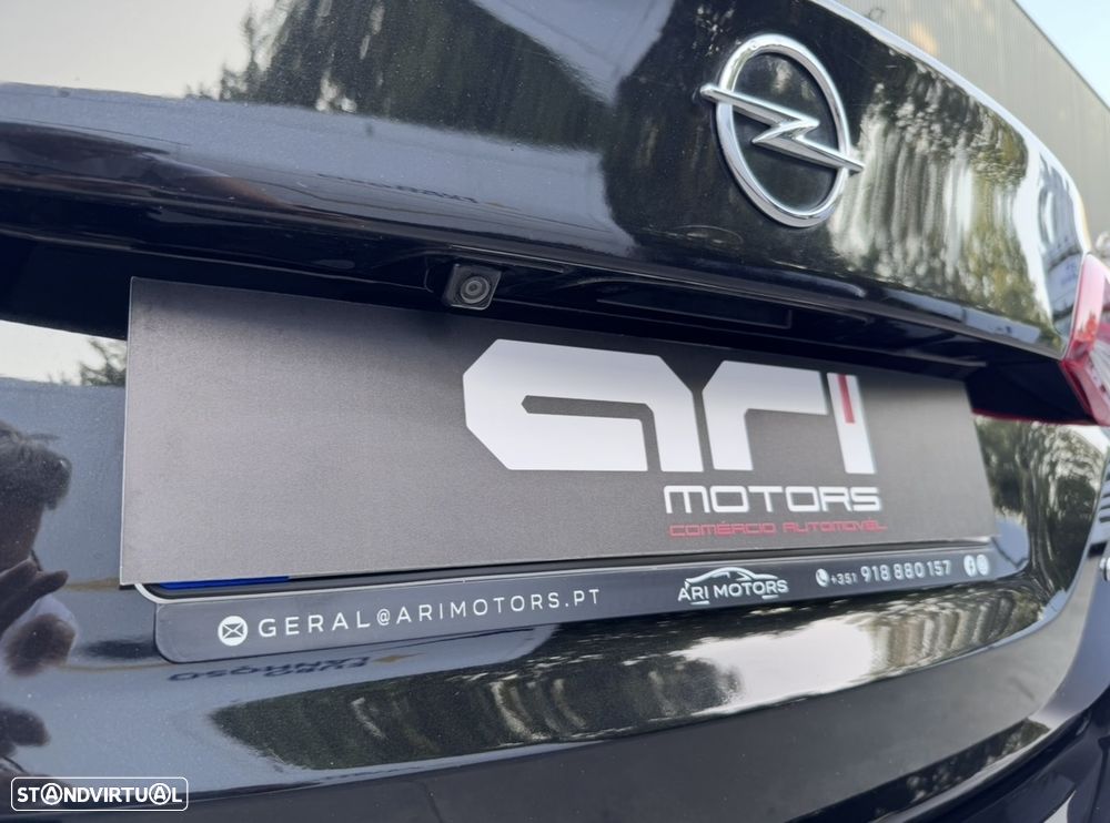 Opel Astra Sports Tourer - 11