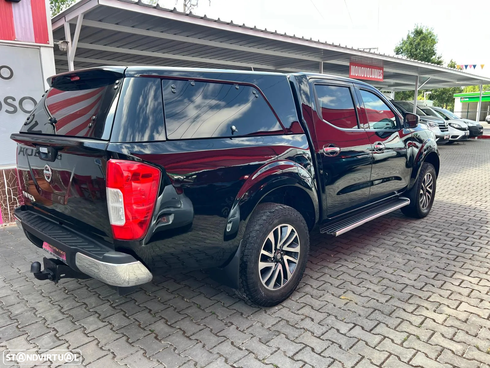 Nissan Navara 2.3 dCi CD 4WD Tekna - 8