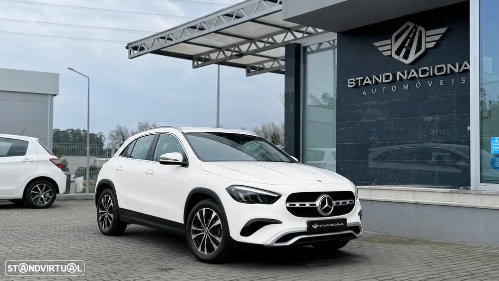 Mercedes-Benz GLA 180 d Style - 4