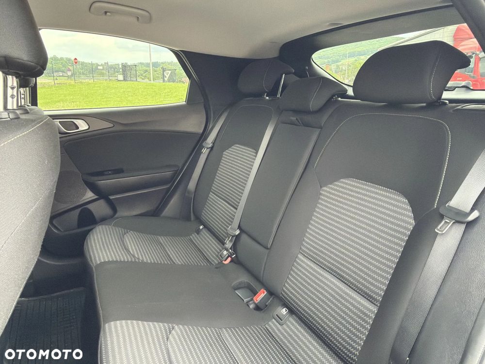 Kia XCeed 1.5 T-GDI M DCT - 17