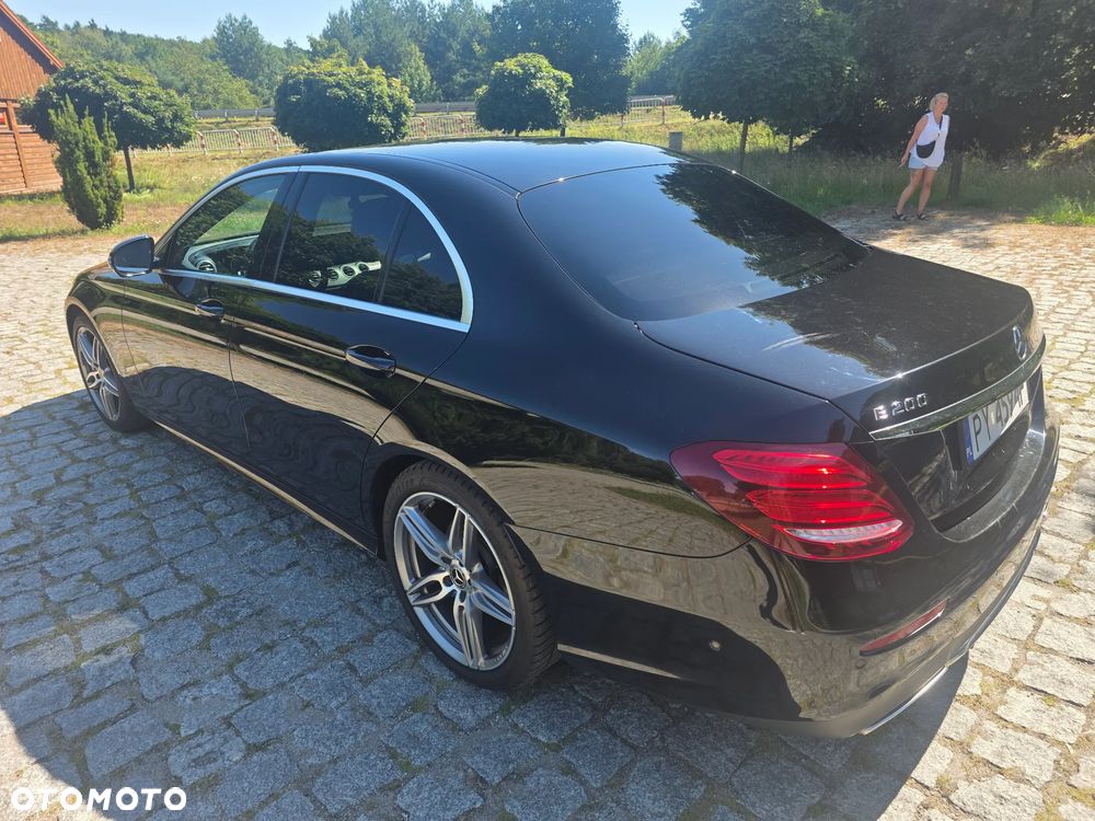 Mercedes-Benz Klasa E 200 4-Matic 9G-TRONIC - 5