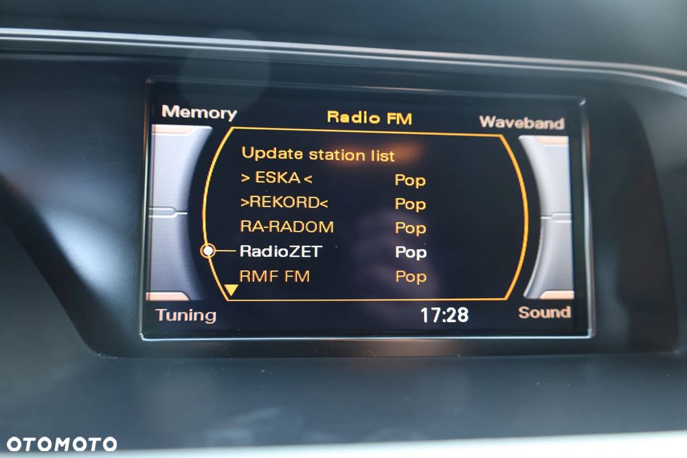 Audi A4 Avant 2.0 TDI DPF - 25