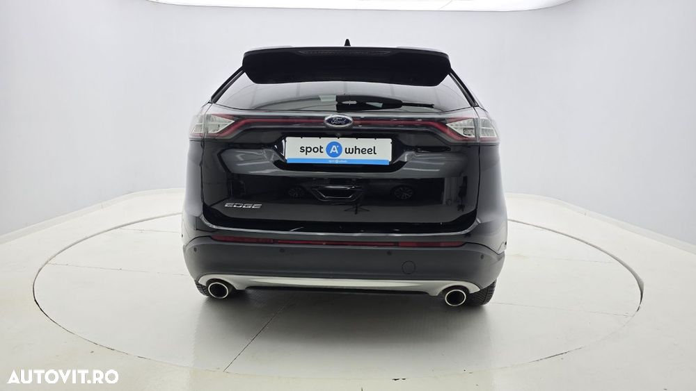 Ford Edge 2.0 TDCi Powershift Titanium - 8