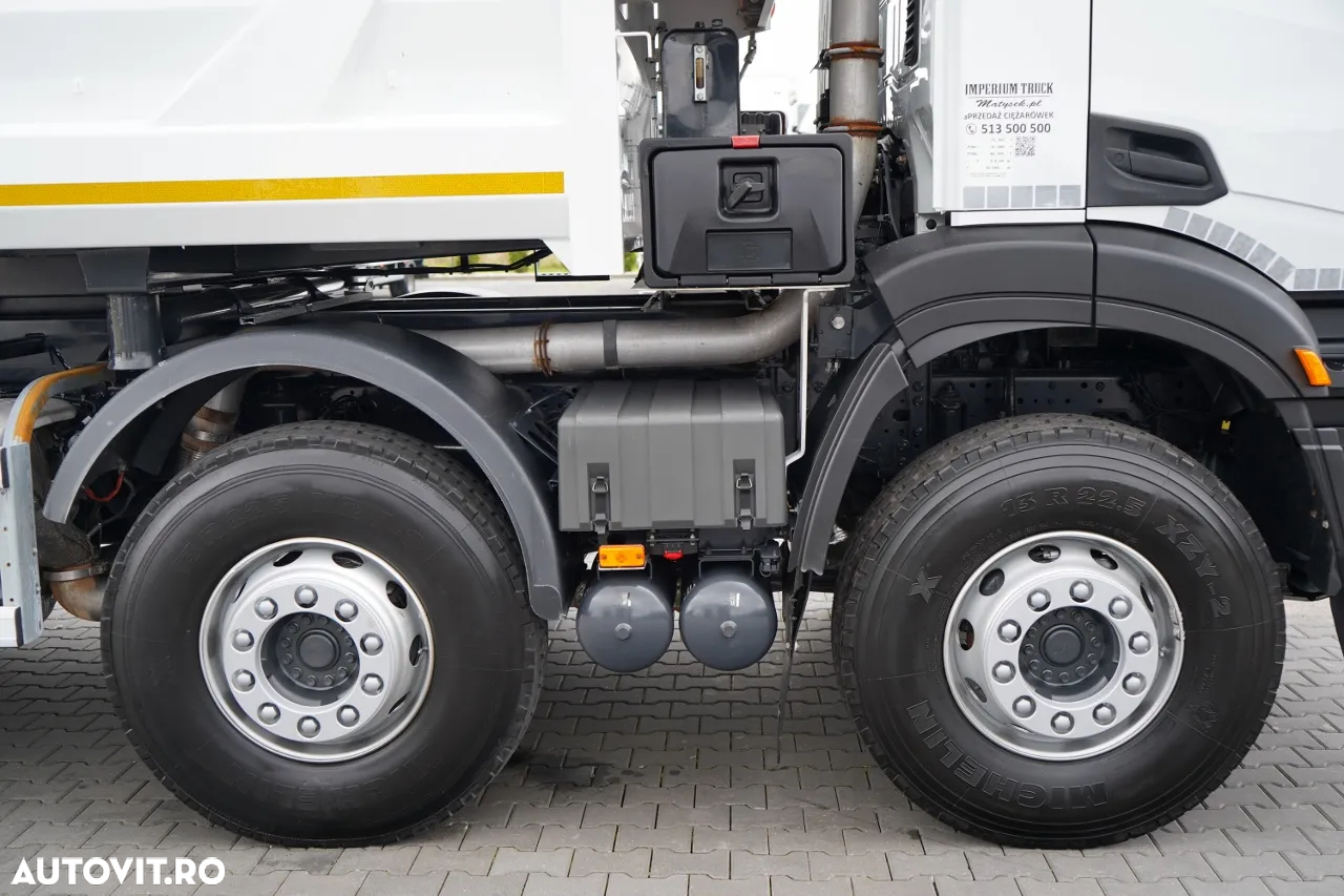 Iveco X-WAY 480 / 8X4 / BASCULATOR DUBLU / HIDRAULIC LATERAL / CLAPETĂ HIDRAULICĂ / AUTOMAT / IMPORTAT - 25